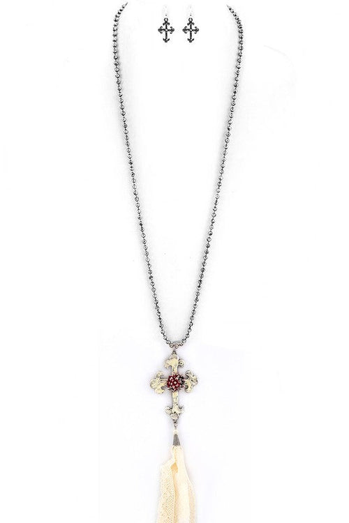 Turquoise Cross Design Necklace