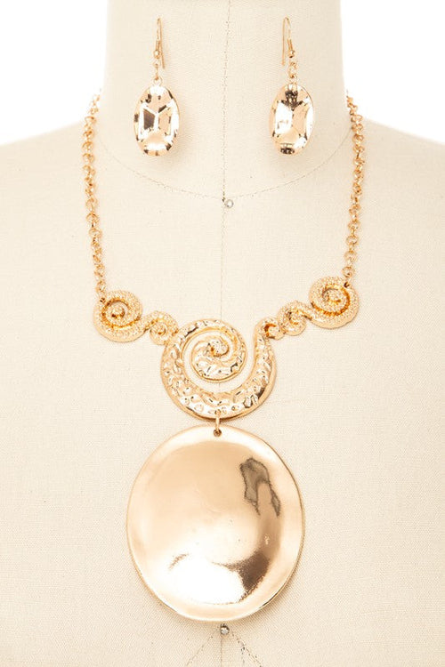 Oversize Oval Pendant Collar Necklace Set