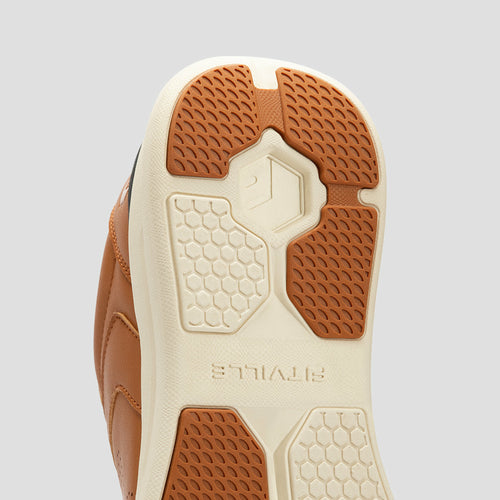 FitVille Men's BriskWalk Deluxe Lace-up Business Casual Sneaker V1