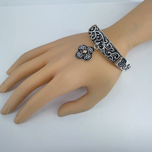 Stretchable Filigree Design Vintage Bracelet