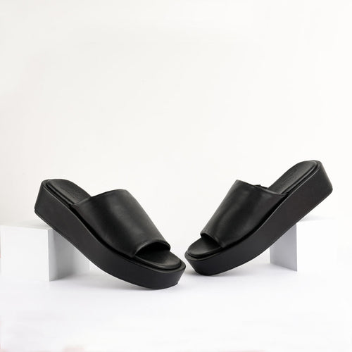 Chomper Black Platform Sliders
