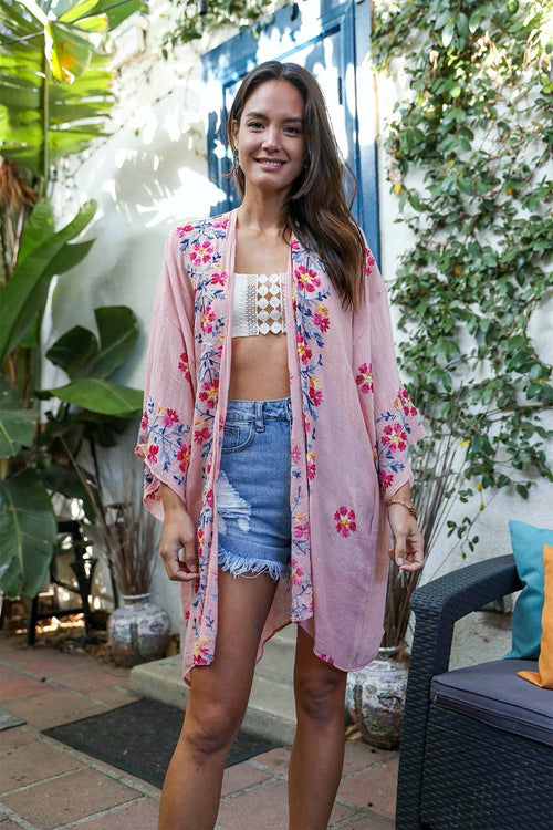 Elegant Floral Garland Kimono – Sophisticated Design