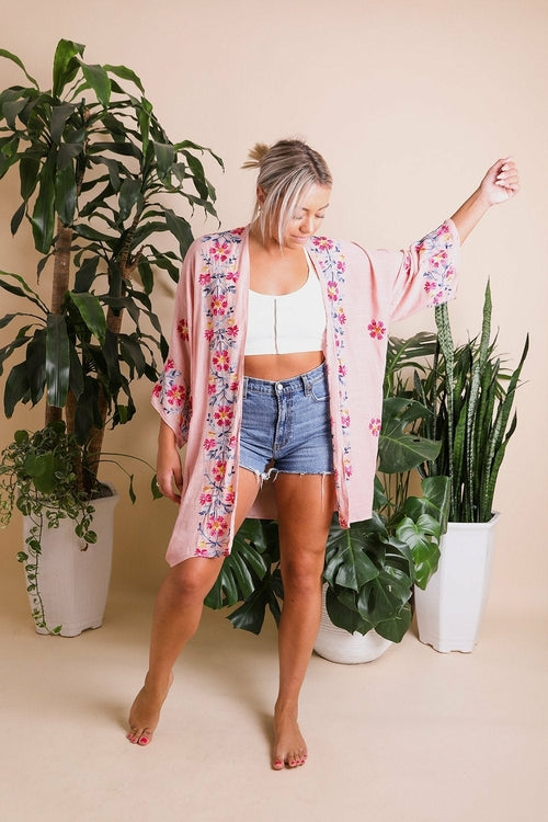 Elegant Floral Garland Kimono – Sophisticated Design