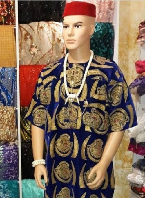 Isiagu Men’s Shirt With Free Jewelry