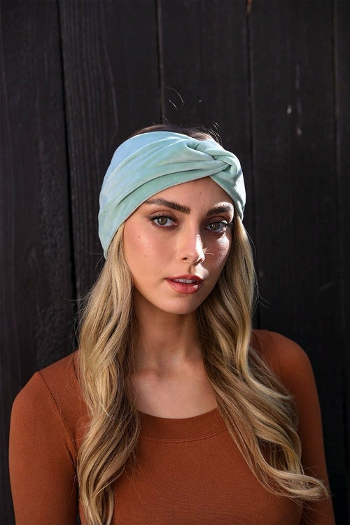 Super Soft Twisted Headbands – Plush Comfort & Style
